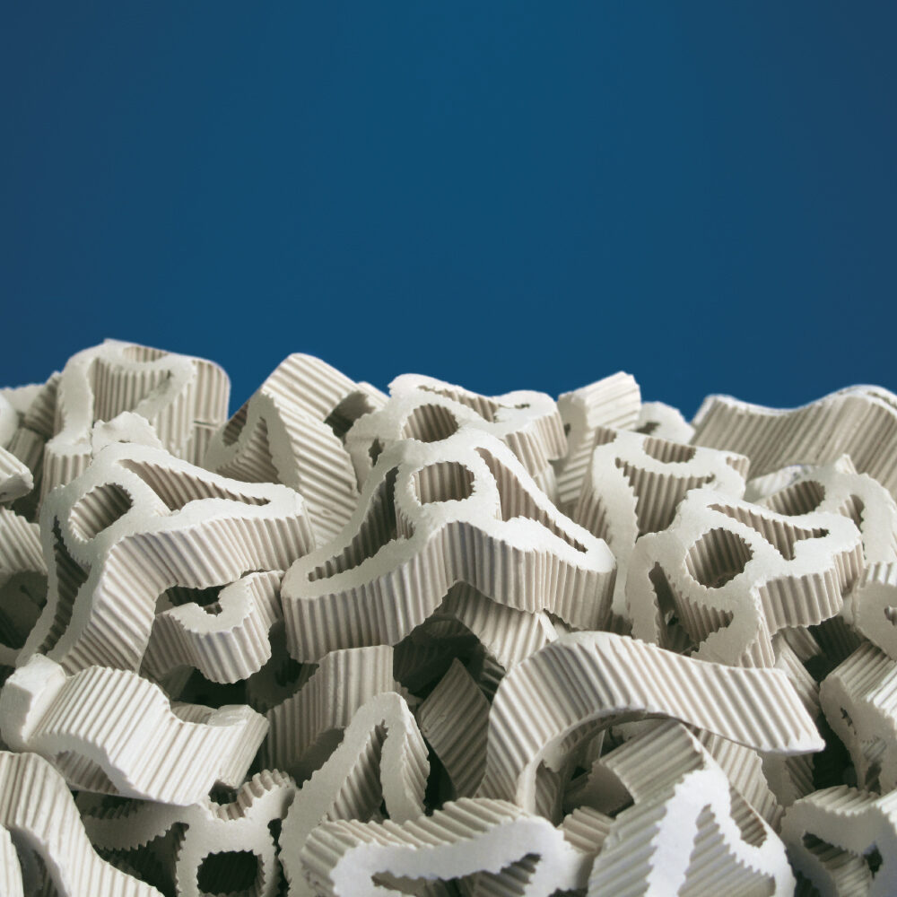 6-Radom-packing-in-ceramic